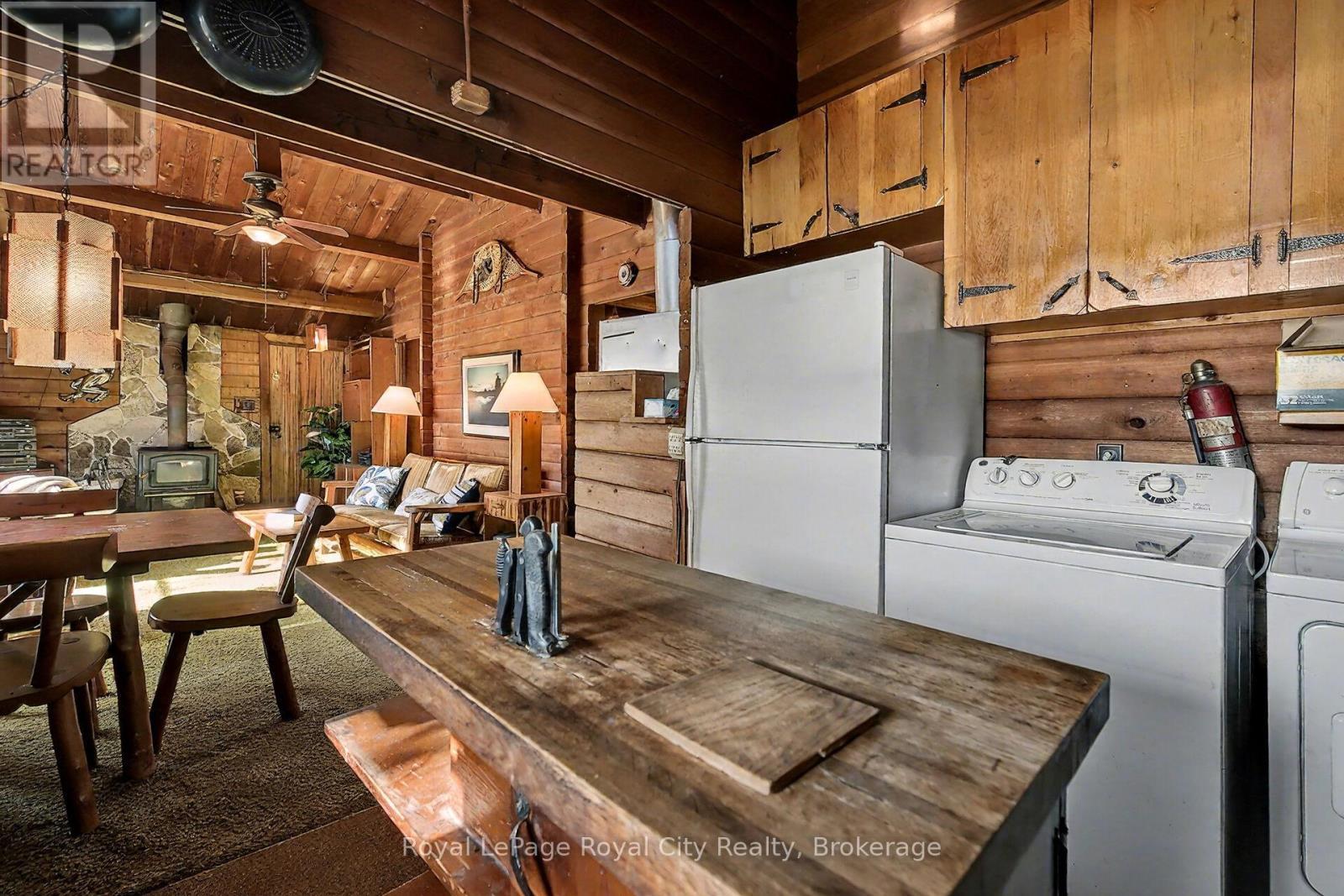 












6361 16TH LINE

,
Minto,




Ontario
N0G1M0

