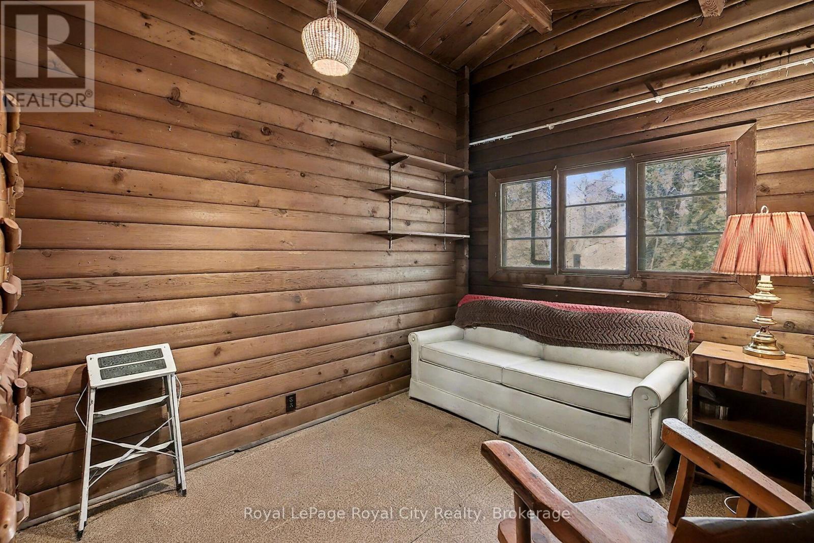 












6361 16TH LINE

,
Minto,




Ontario
N0G1M0

