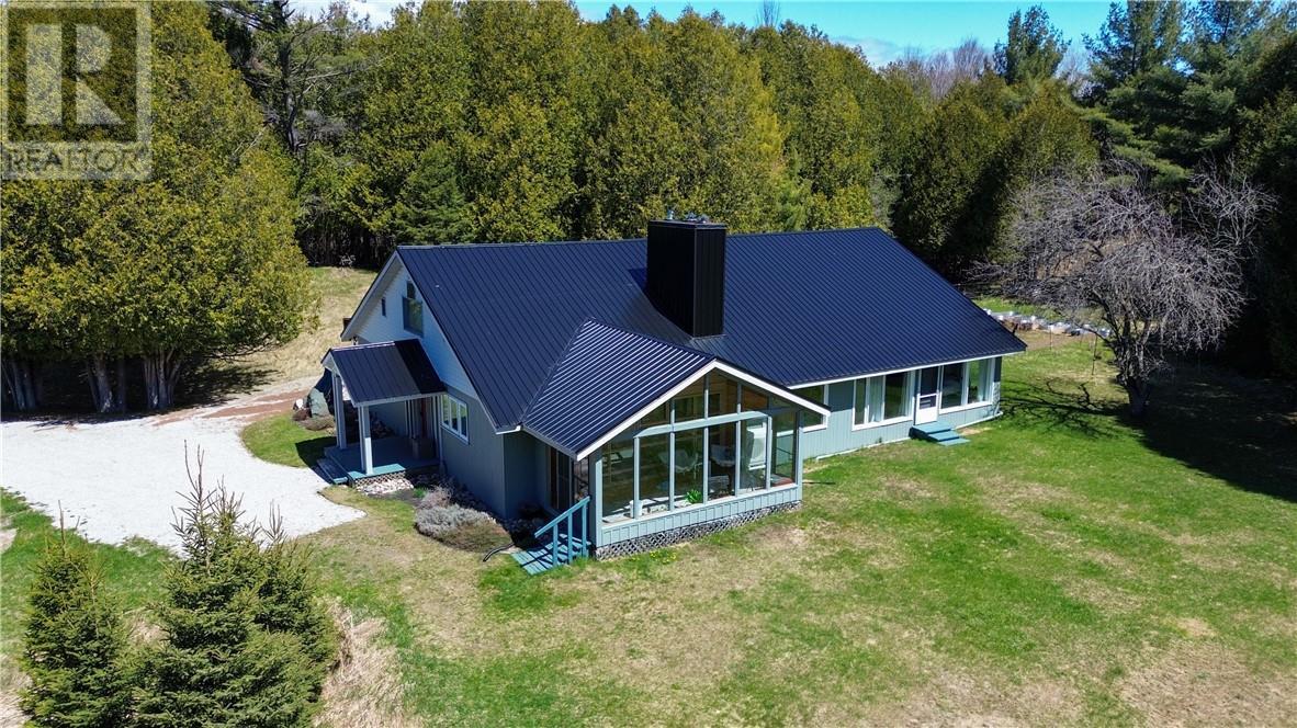 












1 Wright Street S

,
Gore Bay, Manitoulin Island,




Ontario
P0P1H0


