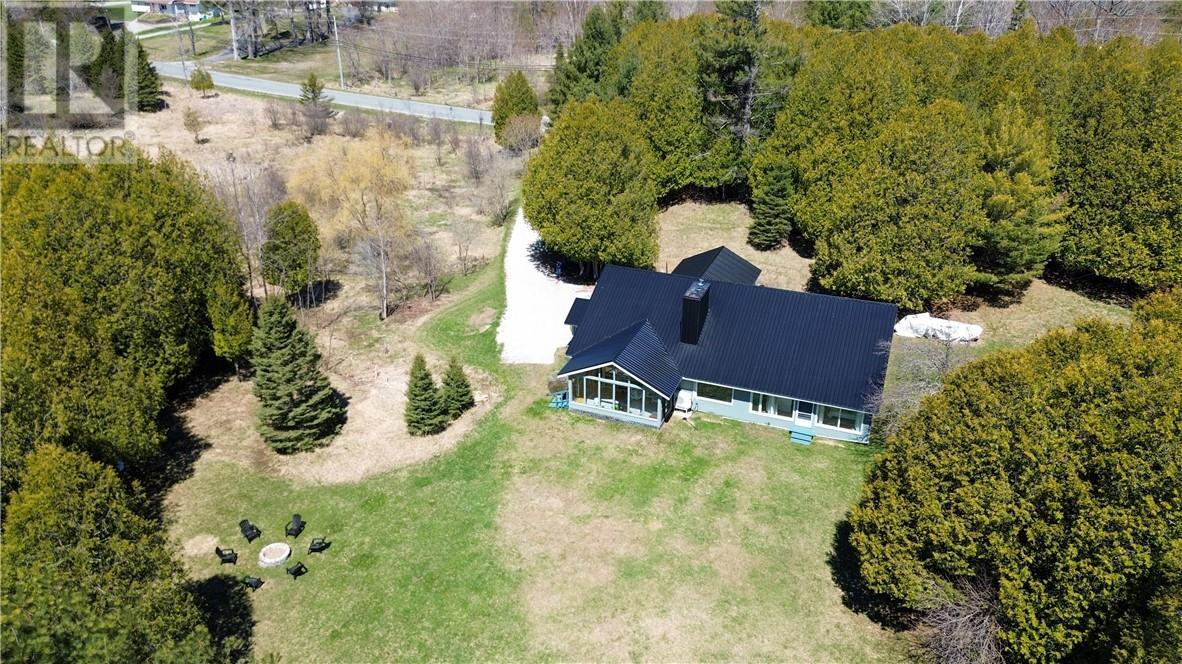 












1 Wright Street S

,
Gore Bay, Manitoulin Island,




Ontario
P0P1H0

