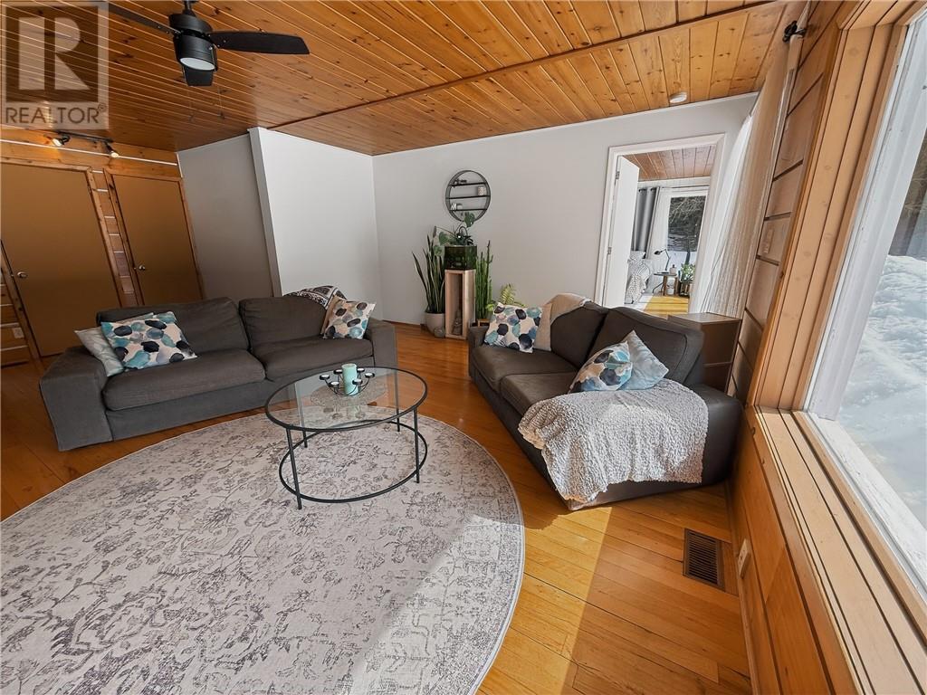 












1 Wright Street S

,
Gore Bay, Manitoulin Island,




Ontario
P0P1H0

