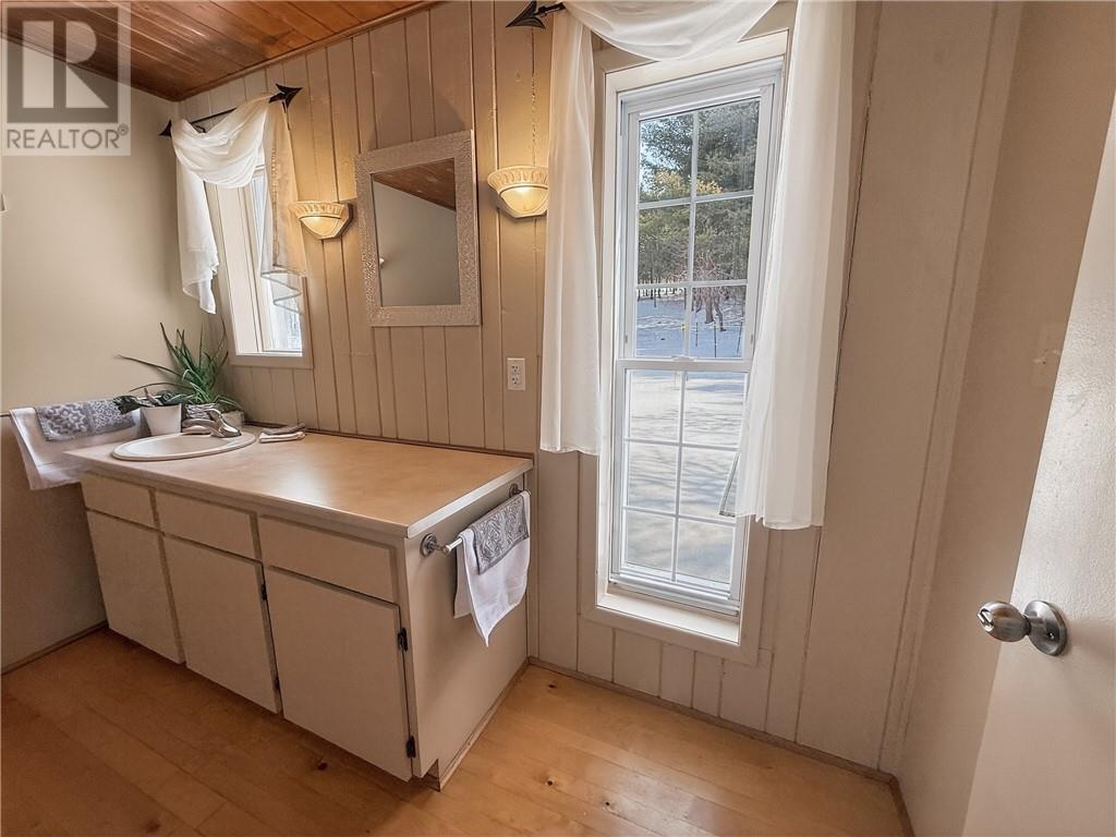 












1 Wright Street S

,
Gore Bay, Manitoulin Island,




Ontario
P0P1H0

