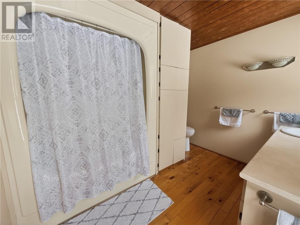 












1 Wright Street S

,
Gore Bay, Manitoulin Island,




Ontario
P0P1H0

