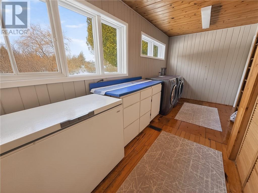 












1 Wright Street S

,
Gore Bay, Manitoulin Island,




Ontario
P0P1H0

