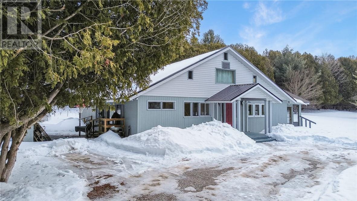 












1 Wright Street S

,
Gore Bay, Manitoulin Island,




Ontario
P0P1H0

