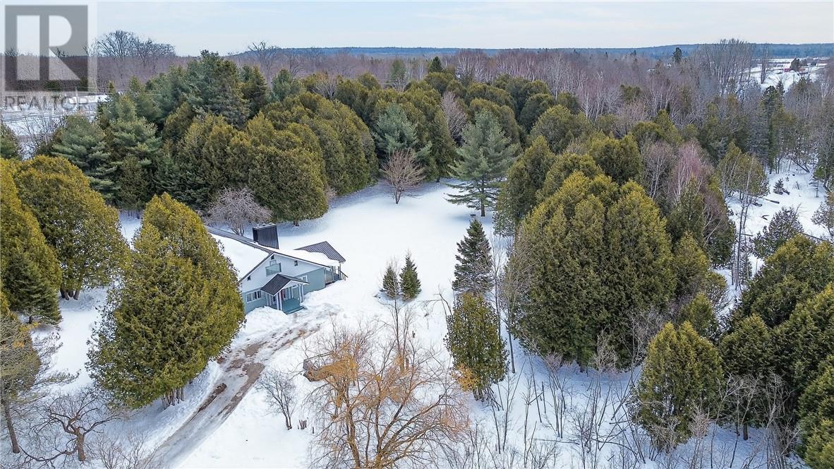 












1 Wright Street S

,
Gore Bay, Manitoulin Island,




Ontario
P0P1H0

