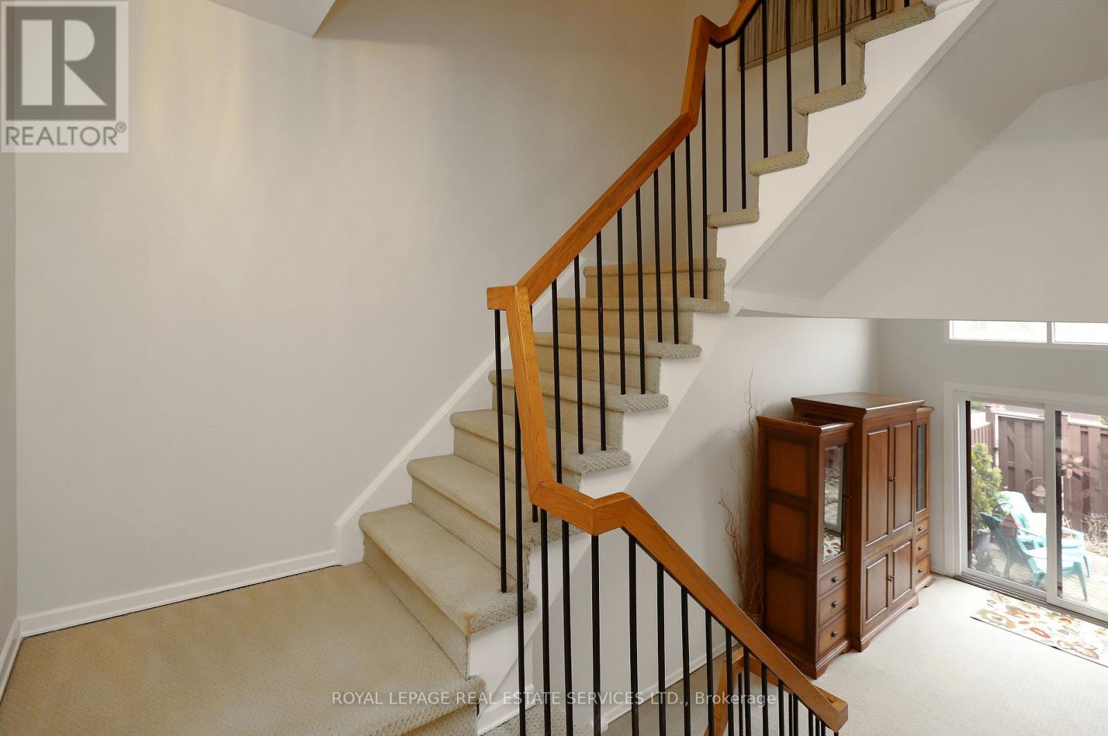 












48 - 4165 FIELDGATE DRIVE

,
Mississauga,




Ontario
L4W2M9

