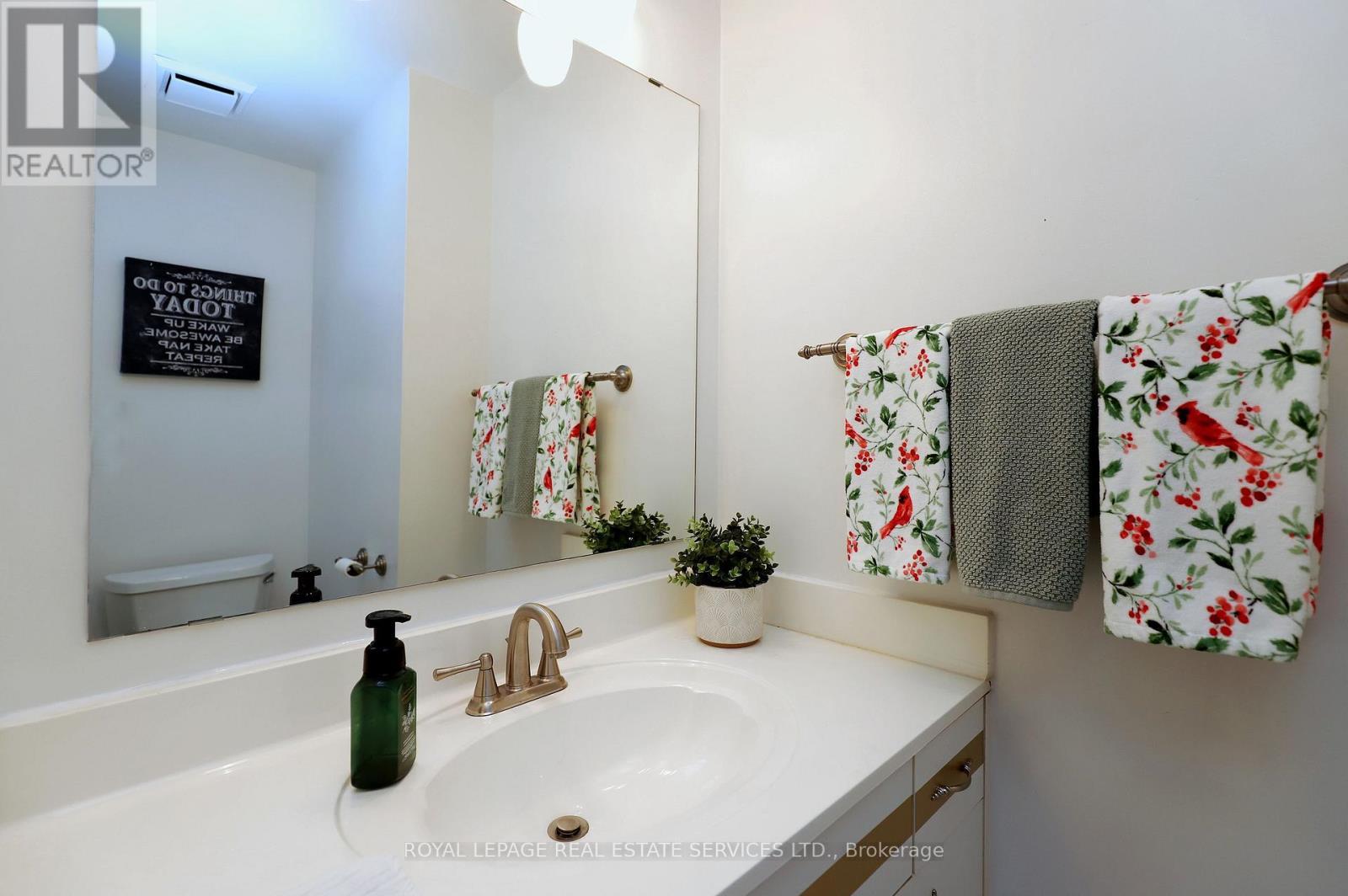 












48 - 4165 FIELDGATE DRIVE

,
Mississauga,




Ontario
L4W2M9

