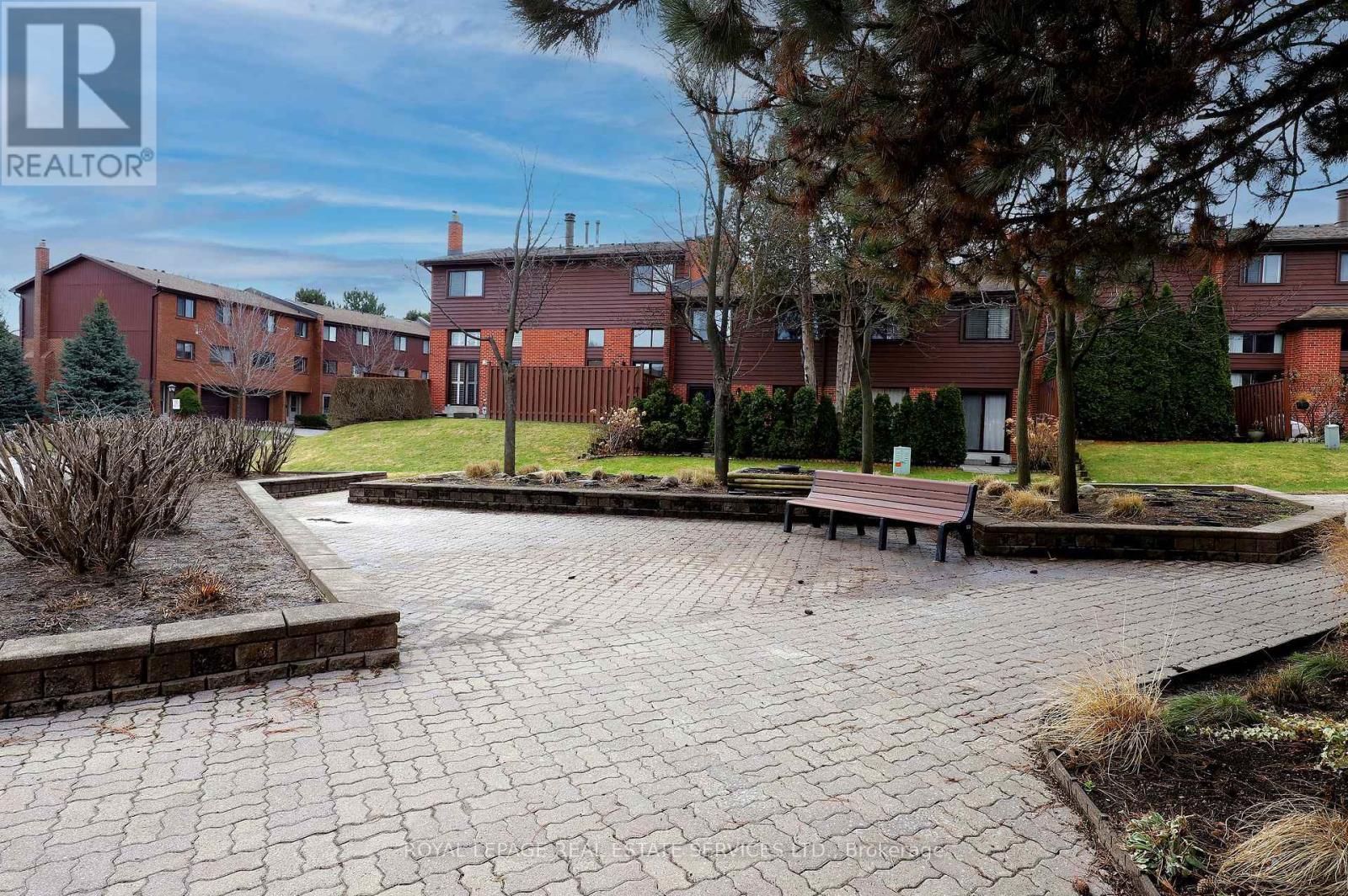 












48 - 4165 FIELDGATE DRIVE

,
Mississauga,




Ontario
L4W2M9

