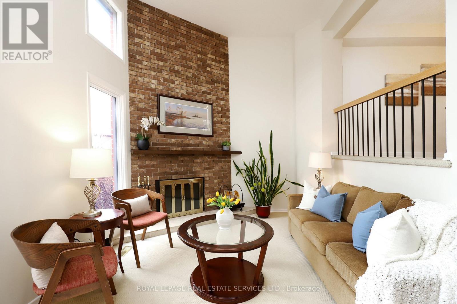 












48 - 4165 FIELDGATE DRIVE

,
Mississauga,




Ontario
L4W2M9

