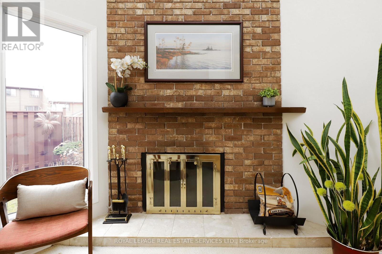 












48 - 4165 FIELDGATE DRIVE

,
Mississauga,




Ontario
L4W2M9

