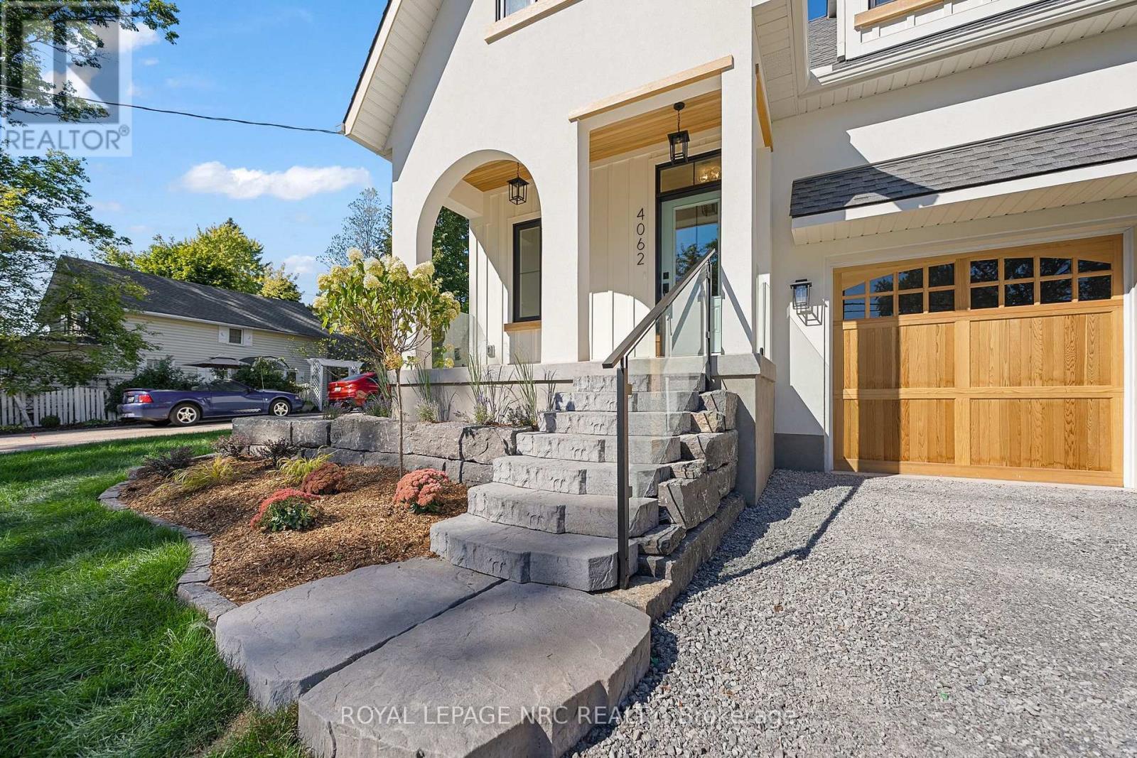 












4062 GLENSPRING ROAD

,
Fort Erie (Crystal Beach),




Ontario
L0S1B0

