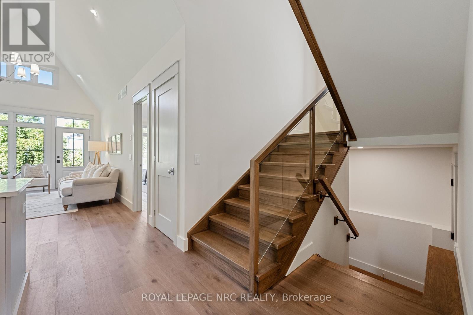 












4062 GLENSPRING ROAD

,
Fort Erie (Crystal Beach),




Ontario
L0S1B0

