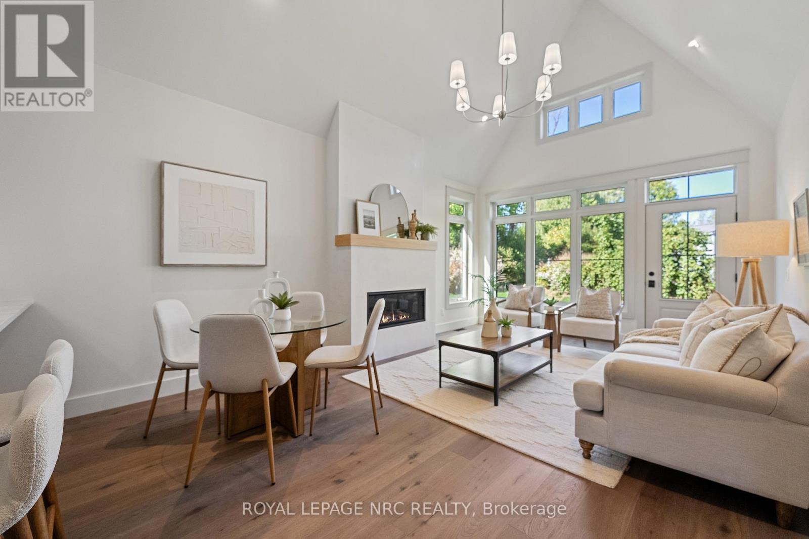 












4062 GLENSPRING ROAD

,
Fort Erie (Crystal Beach),




Ontario
L0S1B0

