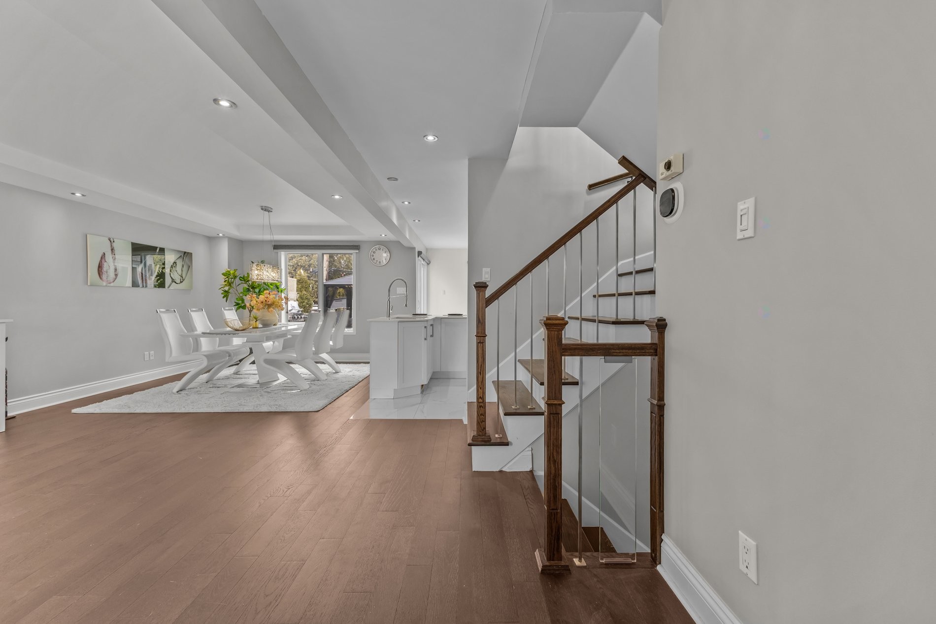 









18189


Boul. Elkas

,
Kirkland,




QC
H9J3E1

