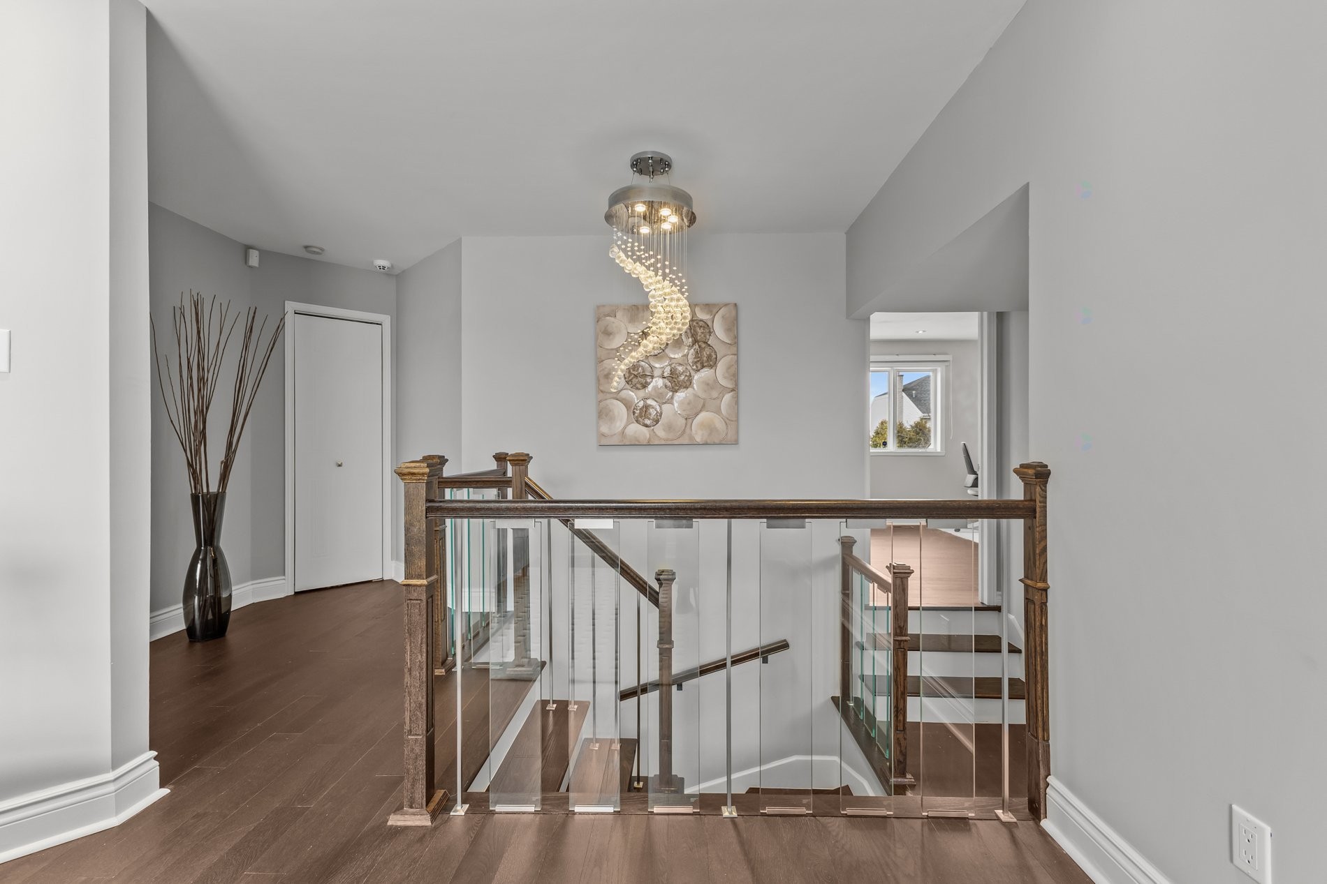 









18189


Boul. Elkas

,
Kirkland,




QC
H9J3E1

