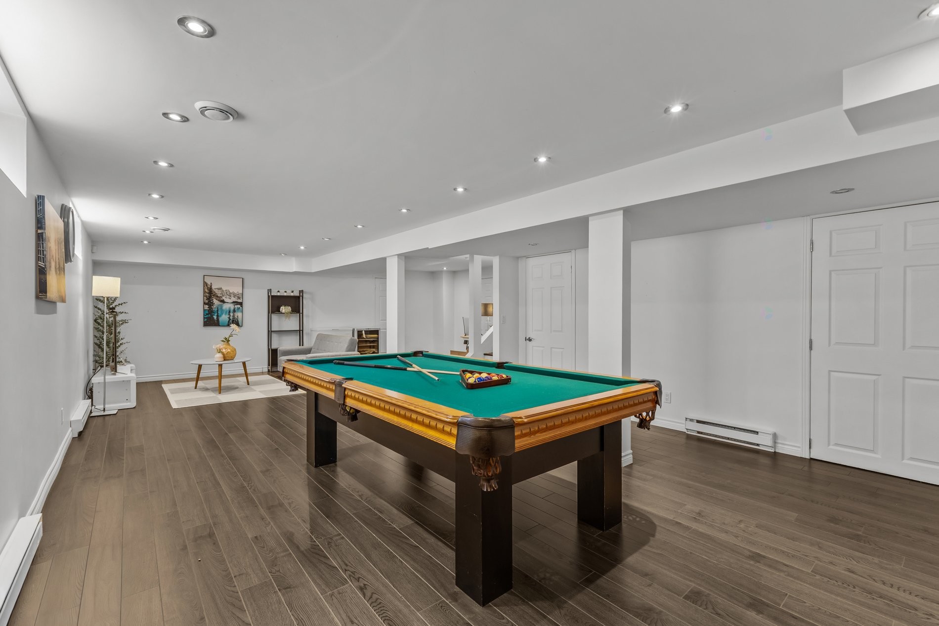 









18189


Boul. Elkas

,
Kirkland,




QC
H9J3E1

