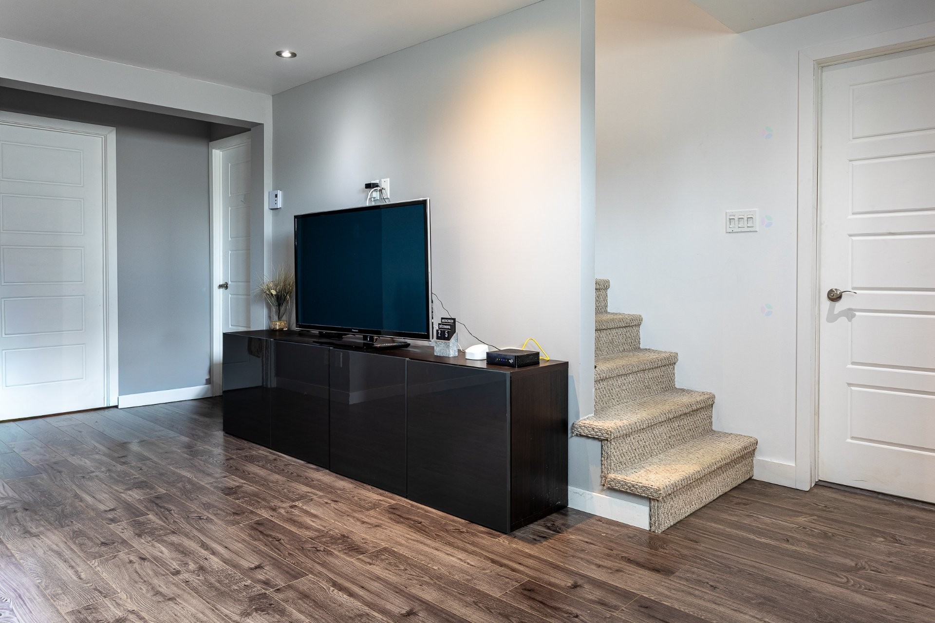 









6890


Rue François-Raymond

,
Trois-Rivières,




QC
G9C0G7

