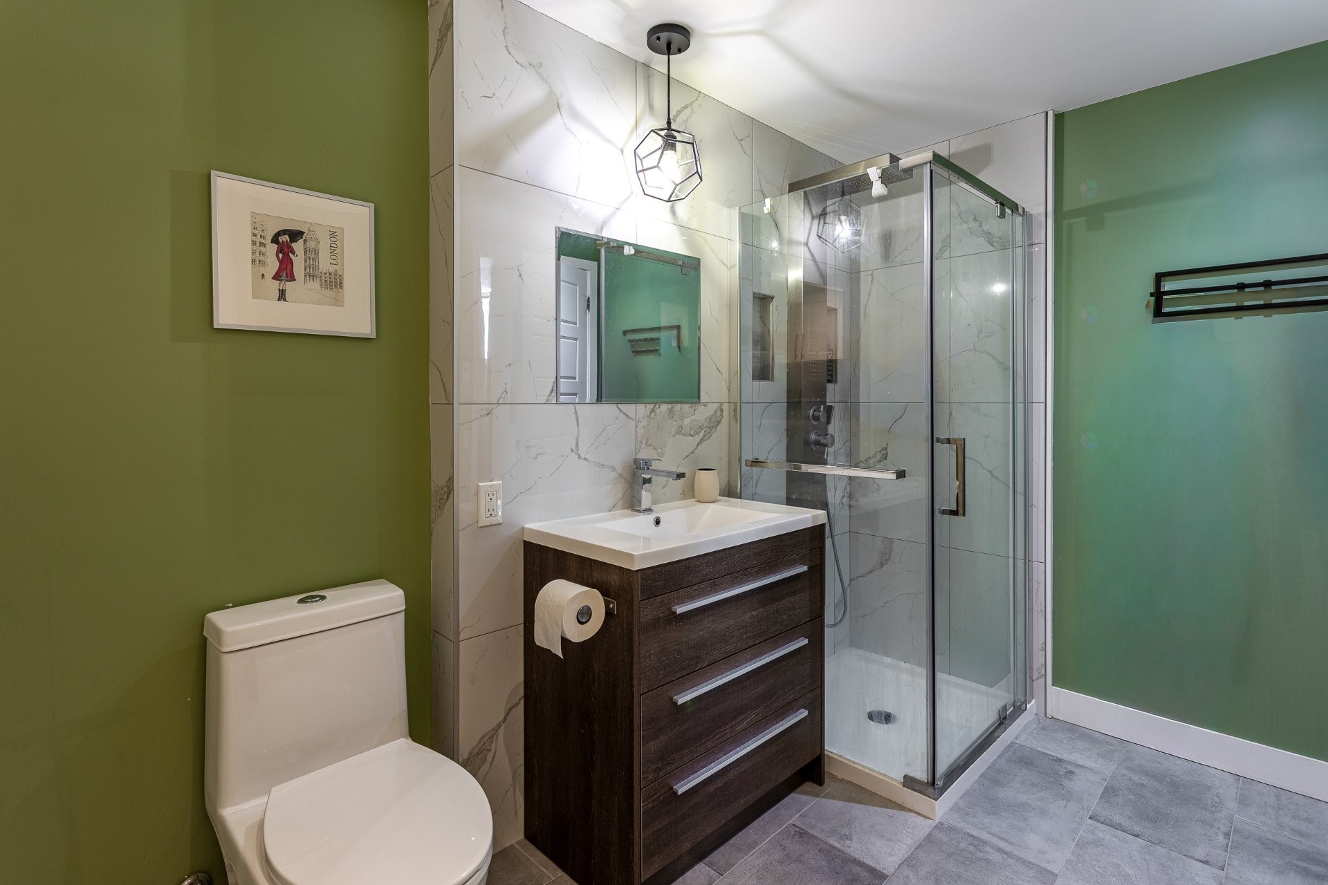 









6890


Rue François-Raymond

,
Trois-Rivières,




QC
G9C0G7

