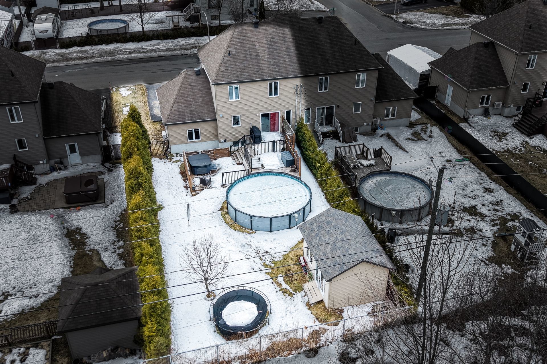 









6890


Rue François-Raymond

,
Trois-Rivières,




QC
G9C0G7

