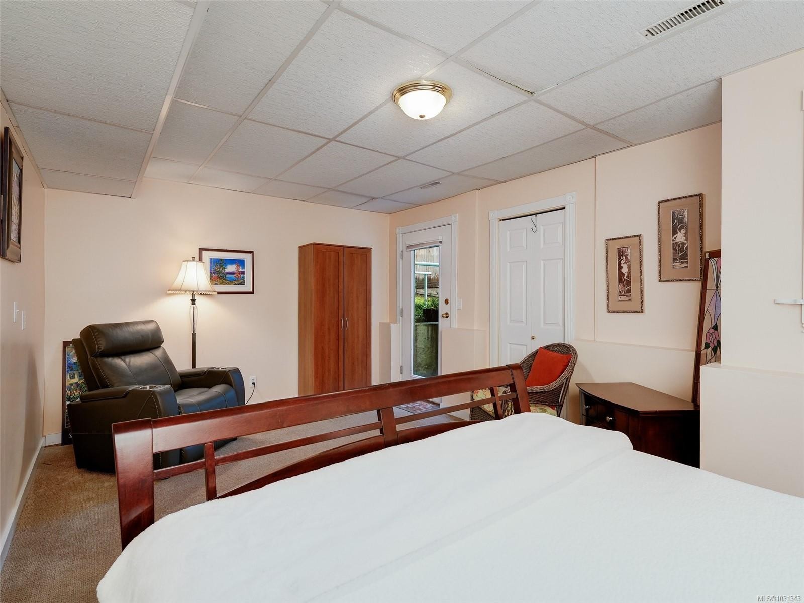 









4560


West Saanich

Rd, 19,
Saanich,




BC
V8Z 3G4

