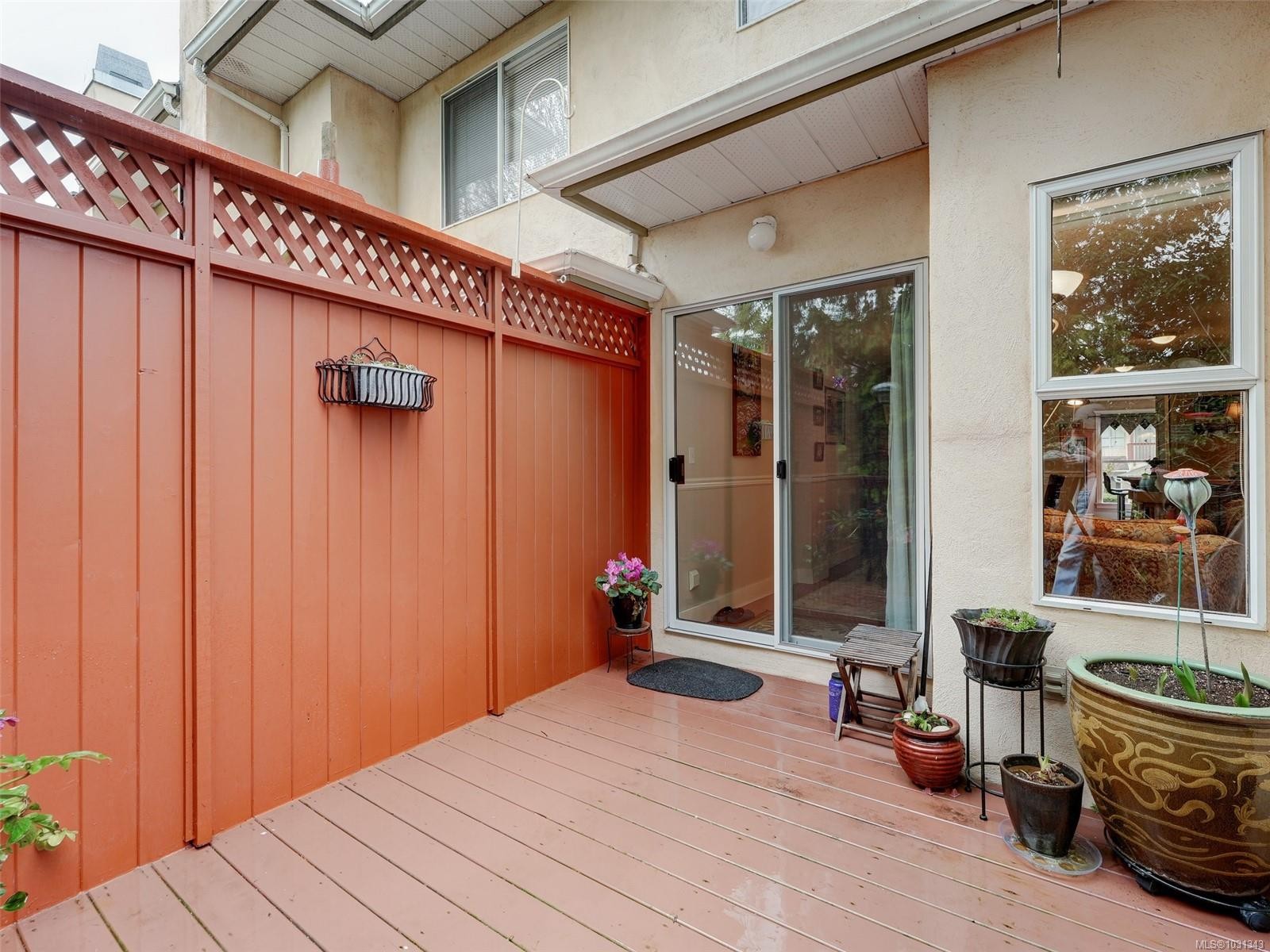 









4560


West Saanich

Rd, 19,
Saanich,




BC
V8Z 3G4

