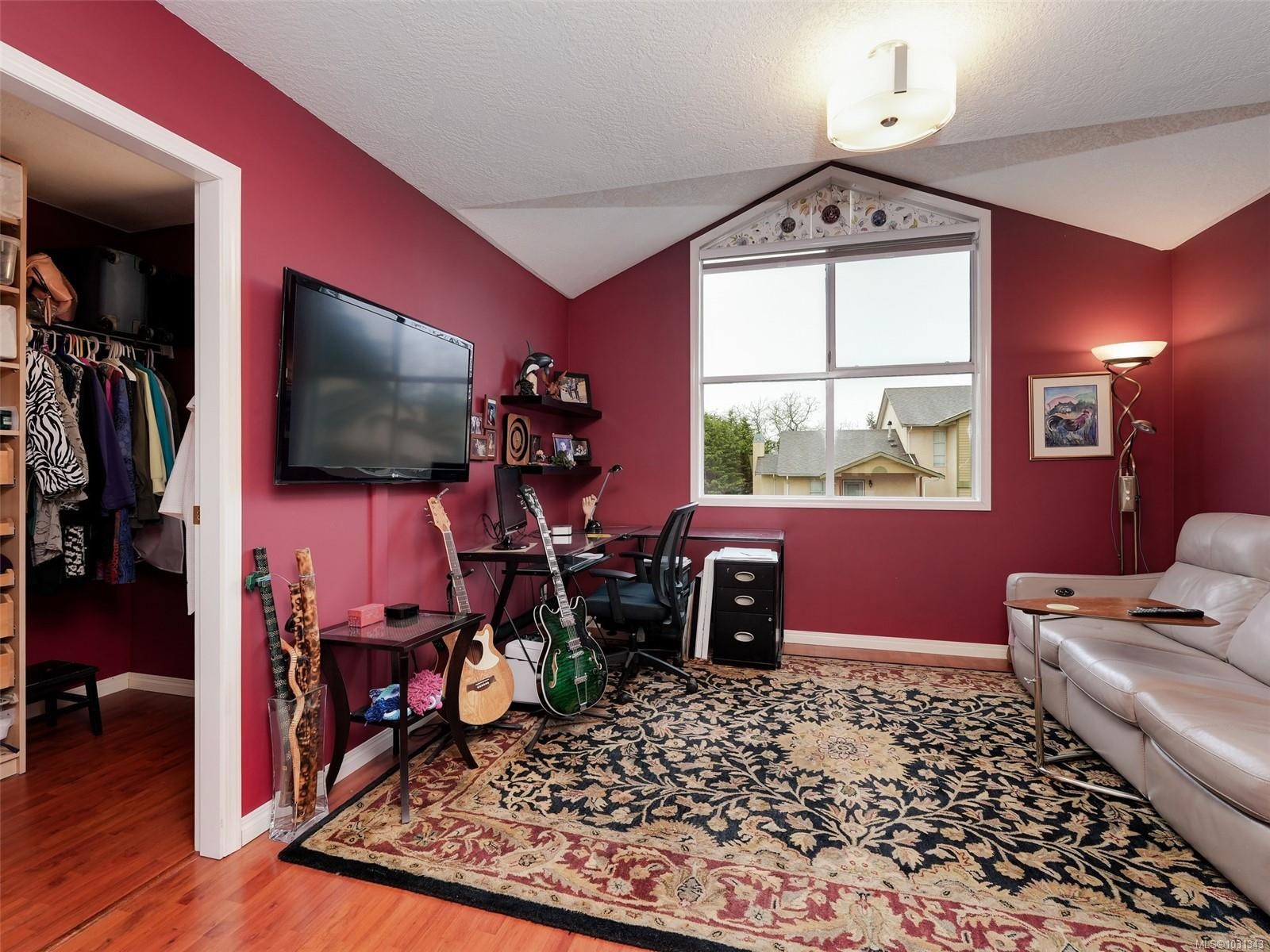 









4560


West Saanich

Rd, 19,
Saanich,




BC
V8Z 3G4

