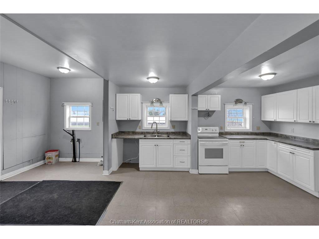 









25200


Jacob

Road,
Chatham-Kent,




ON
N0P 1S0


