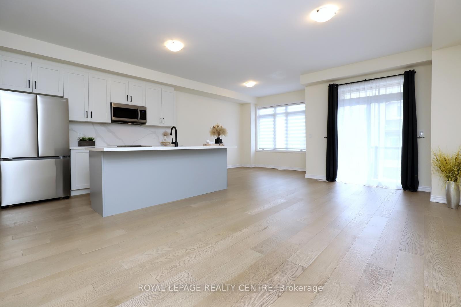









40


Zinfandel

Drive, 16,
Hamilton,




ON
L8E 0L1

