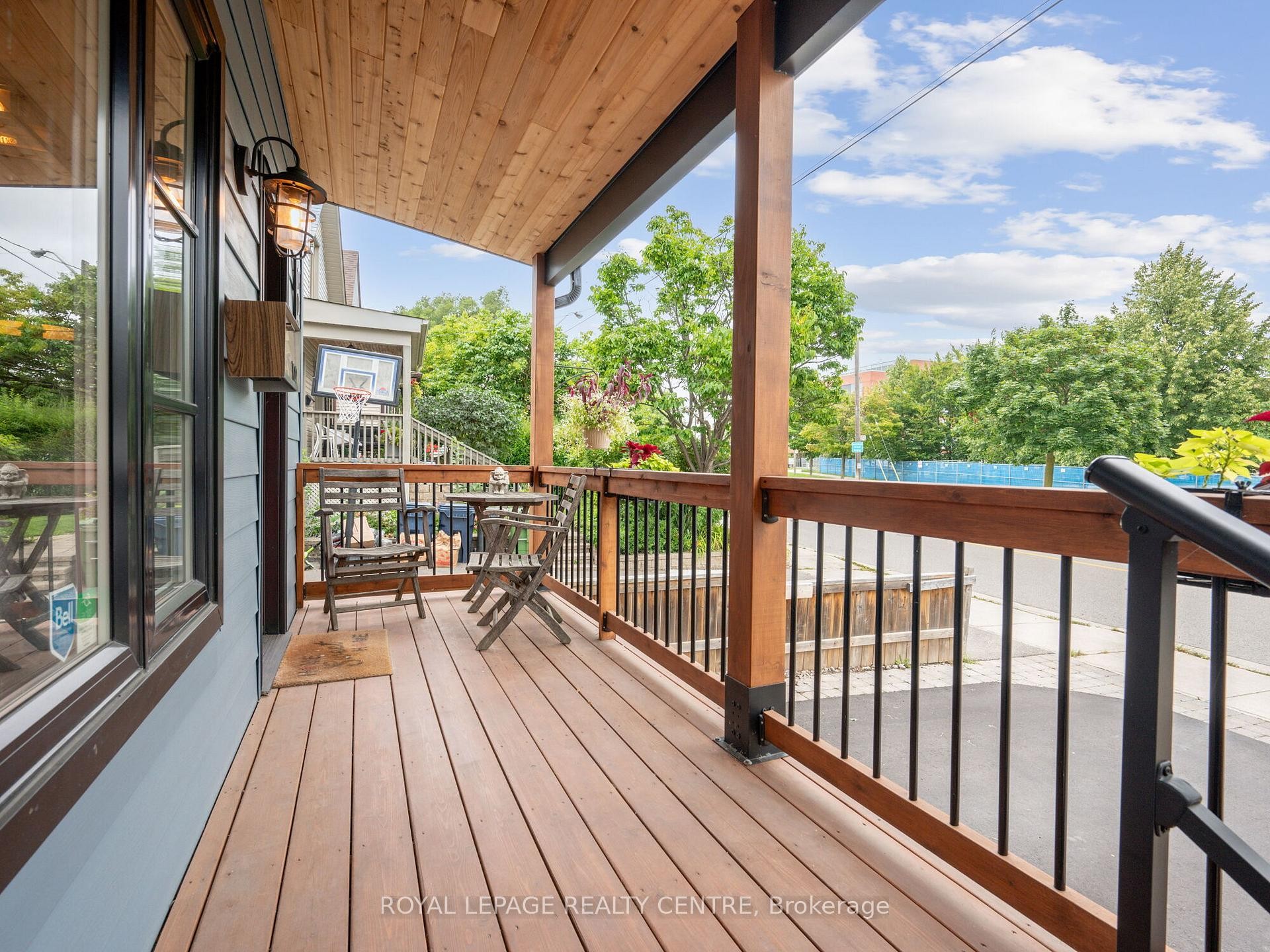 









102


Twenty Third

Street,
Toronto,




ON
M8V 3N2

