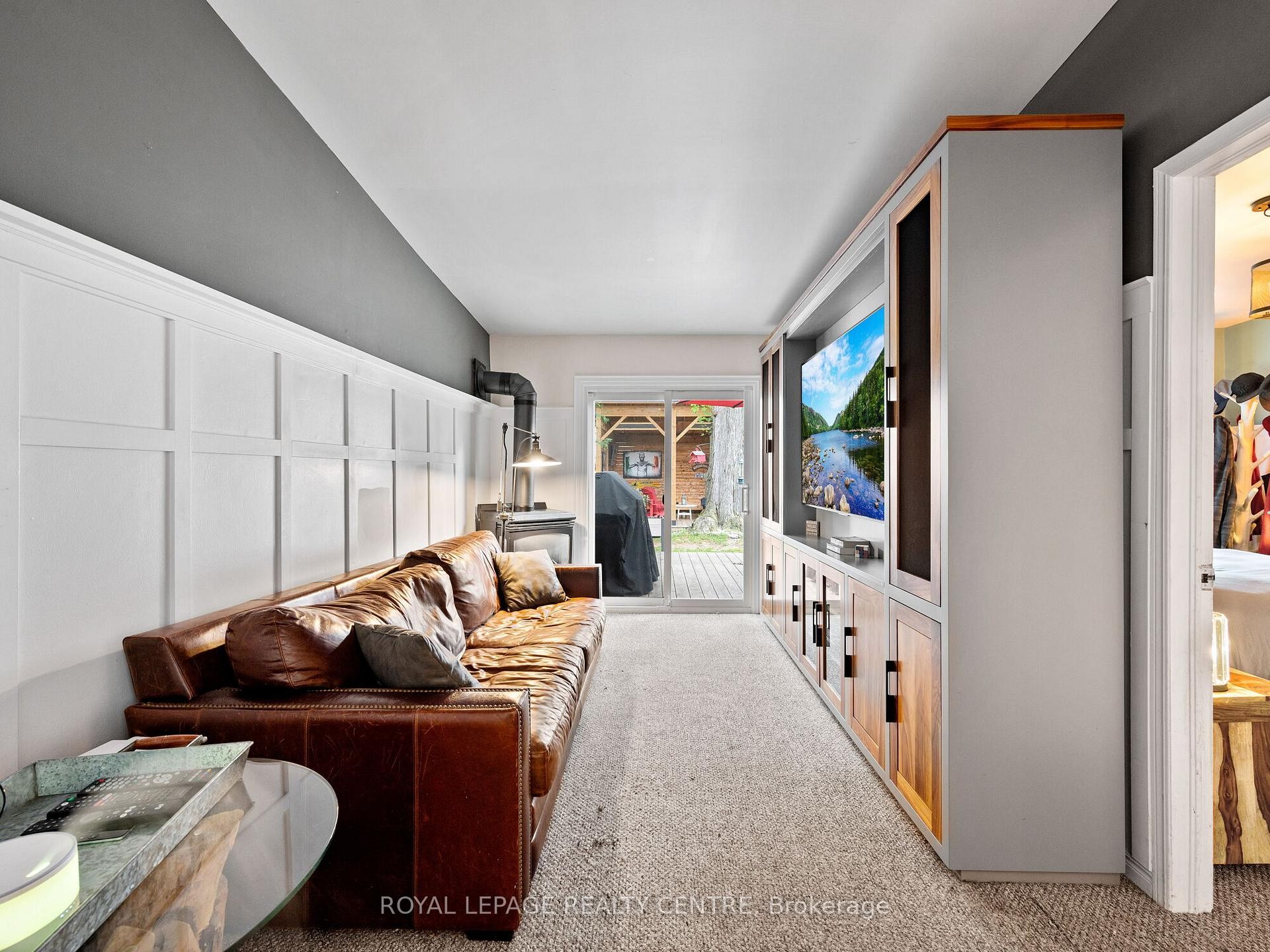 









102


Twenty Third

Street,
Toronto,




ON
M8V 3N2

