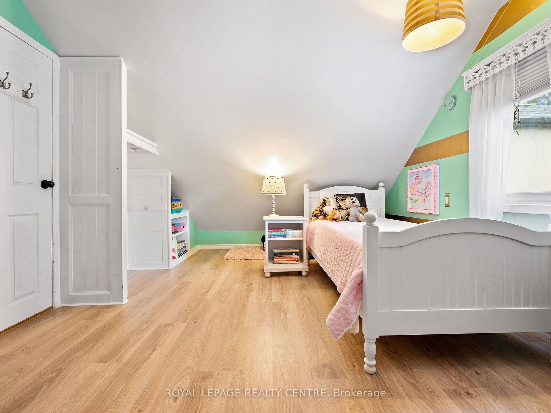 









102


Twenty Third

Street,
Toronto,




ON
M8V 3N2

