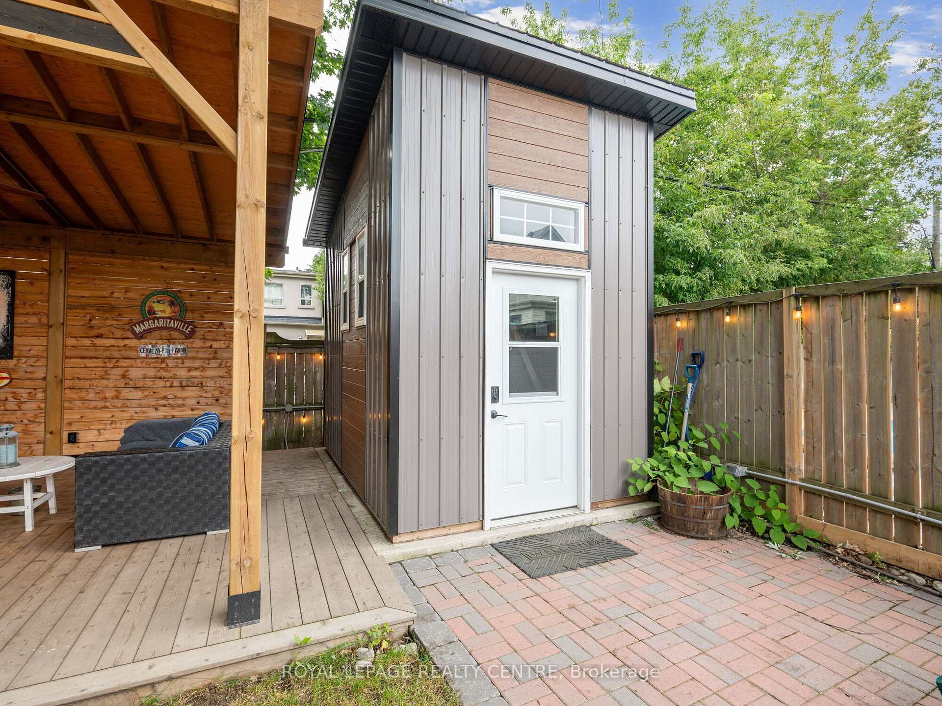 









102


Twenty Third

Street,
Toronto,




ON
M8V 3N2

