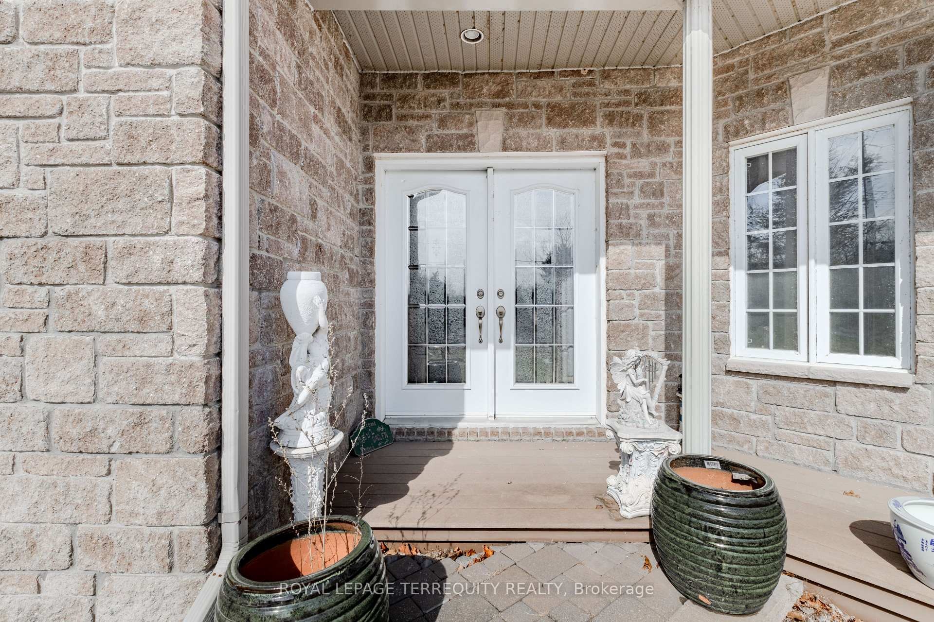 









591


Du Parc

Road,
Champlain,




ON
K0B 1K0

