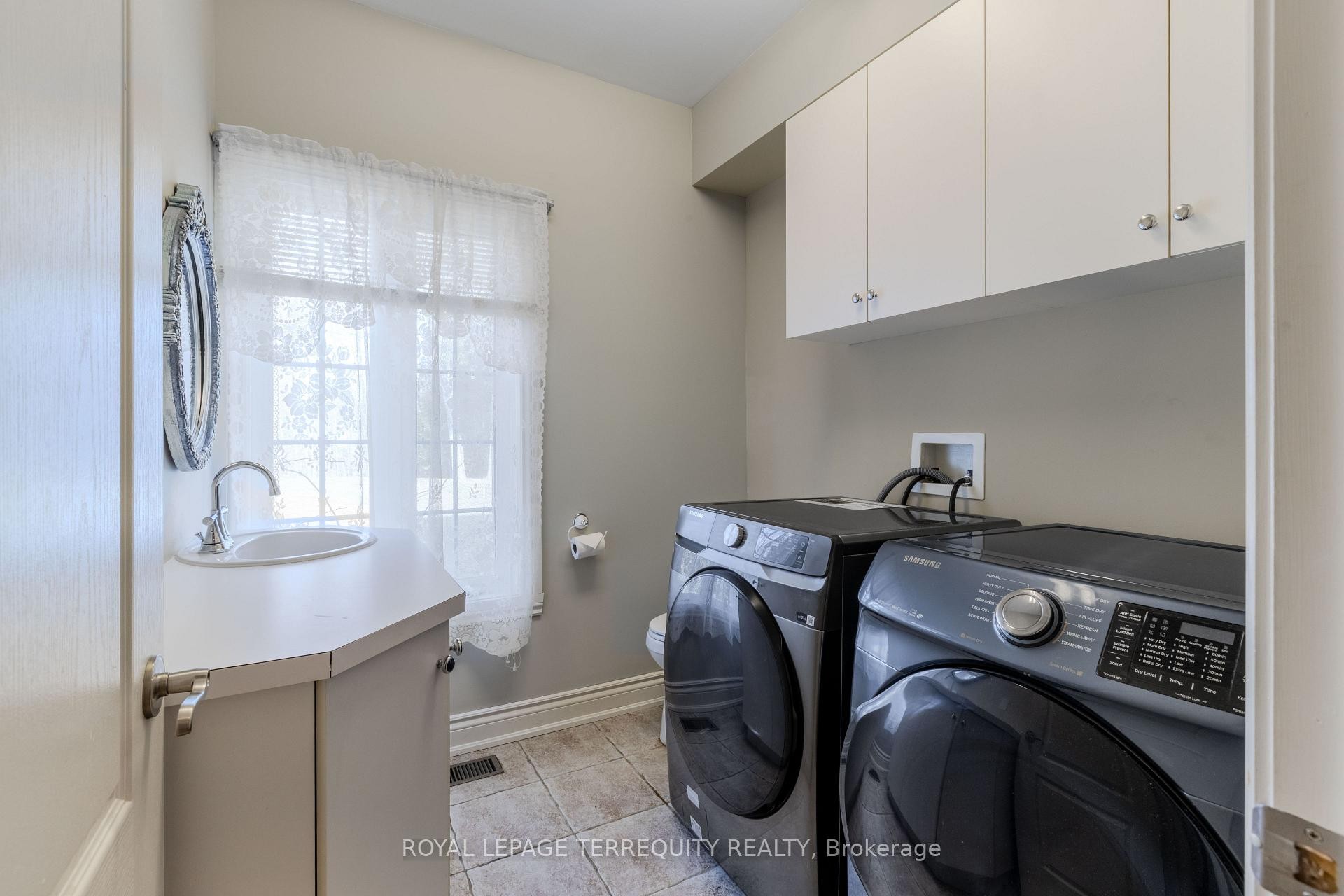 









591


Du Parc

Road,
Champlain,




ON
K0B 1K0

