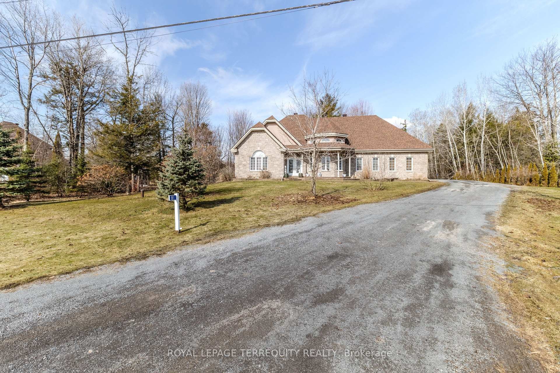 









591


Du Parc

Road,
Champlain,




ON
K0B 1K0

