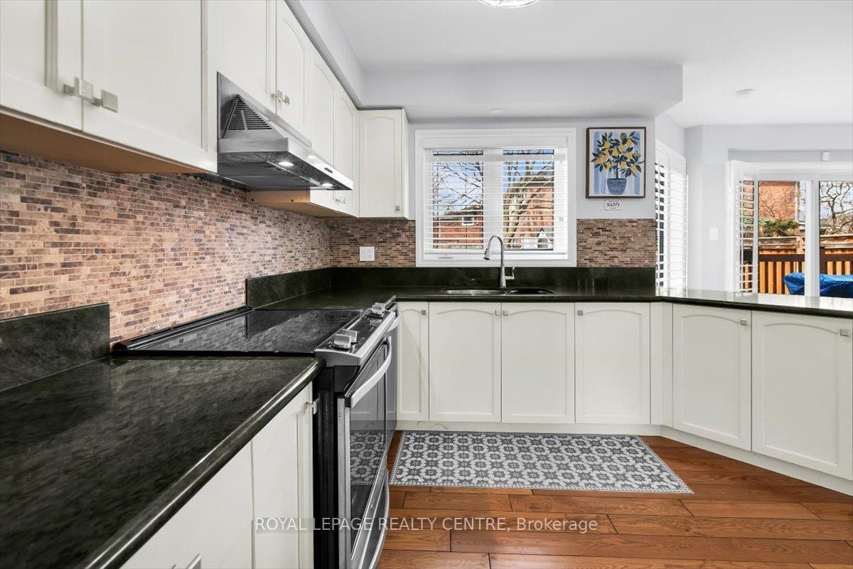 









3135


Orleans

Road,
Mississauga,




ON
L5L 5L4

