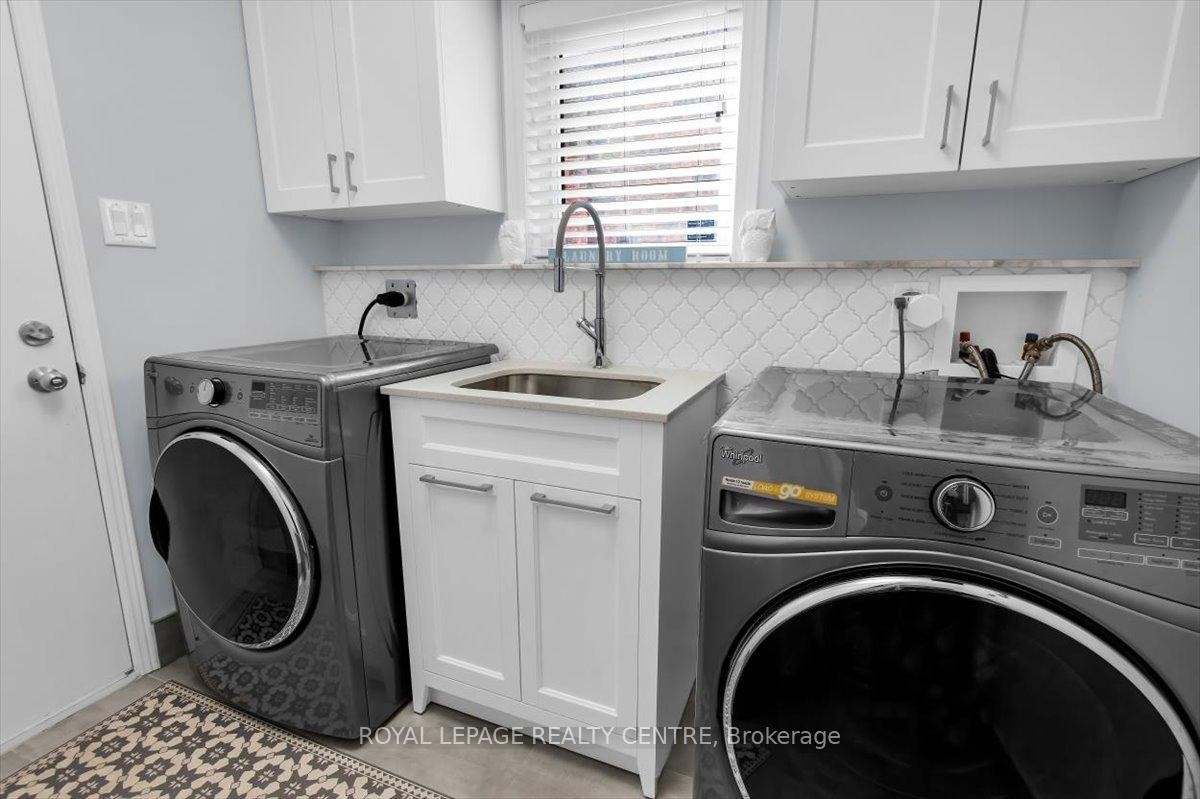









3135


Orleans

Road,
Mississauga,




ON
L5L 5L4

