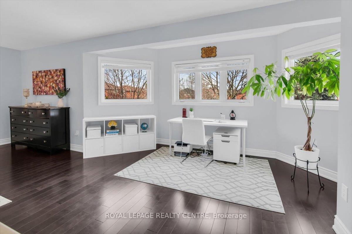 









3135


Orleans

Road,
Mississauga,




ON
L5L 5L4

