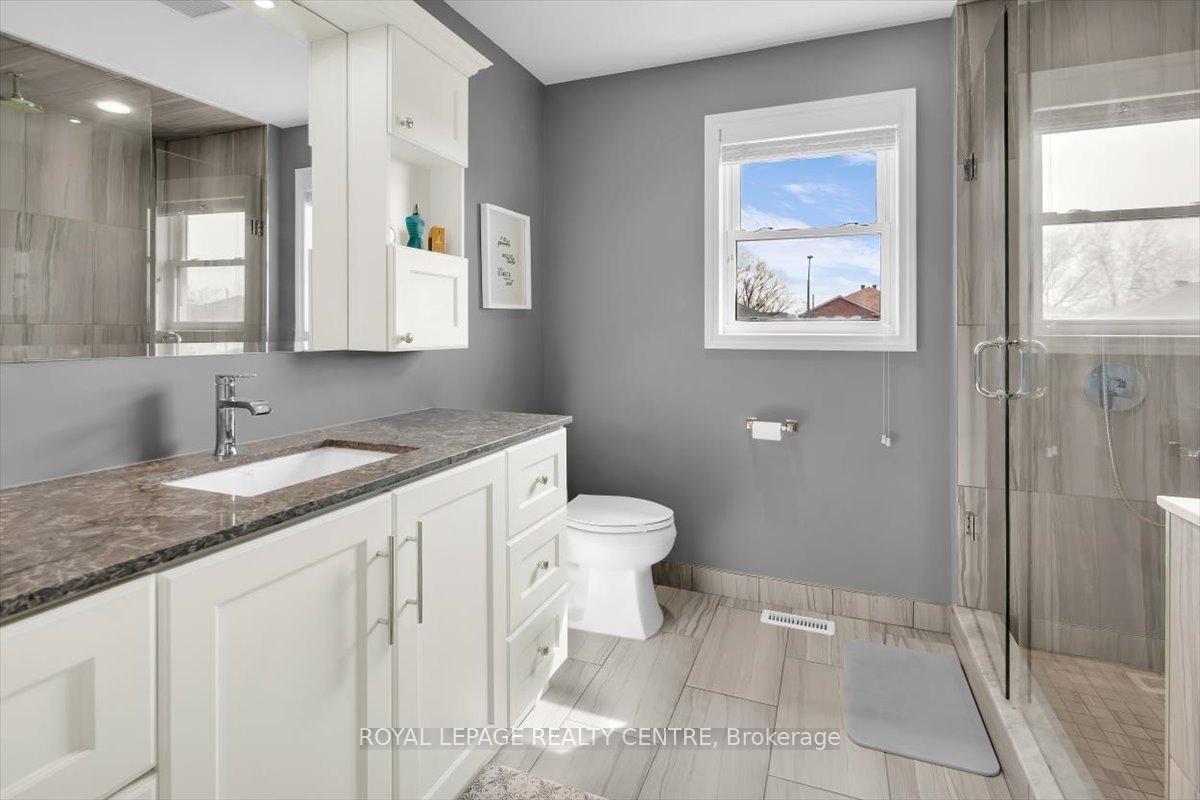 









3135


Orleans

Road,
Mississauga,




ON
L5L 5L4

