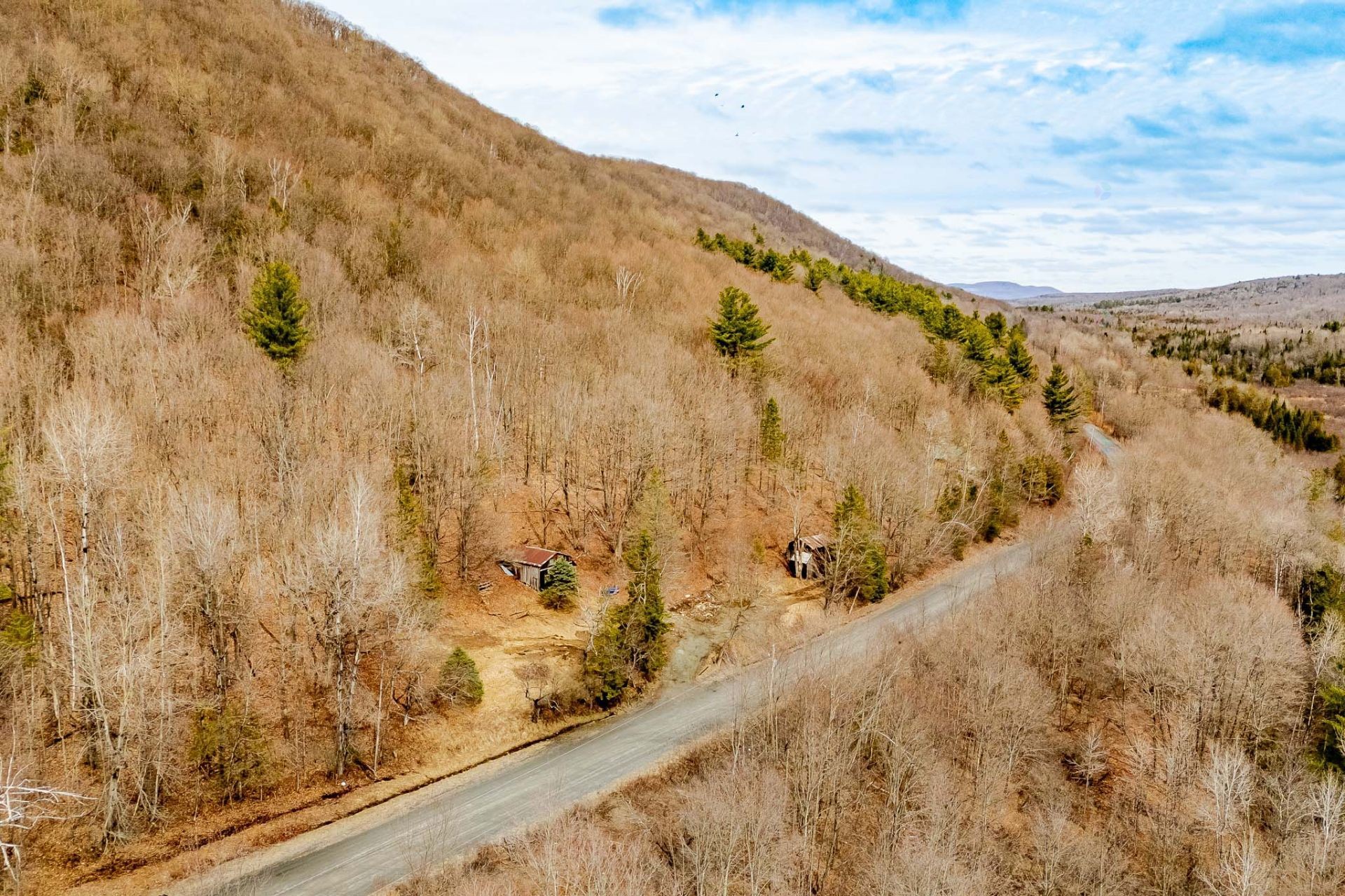 









1250


Ch. Vallières

,
Stanstead - Canton,







QC
J0B1C0

