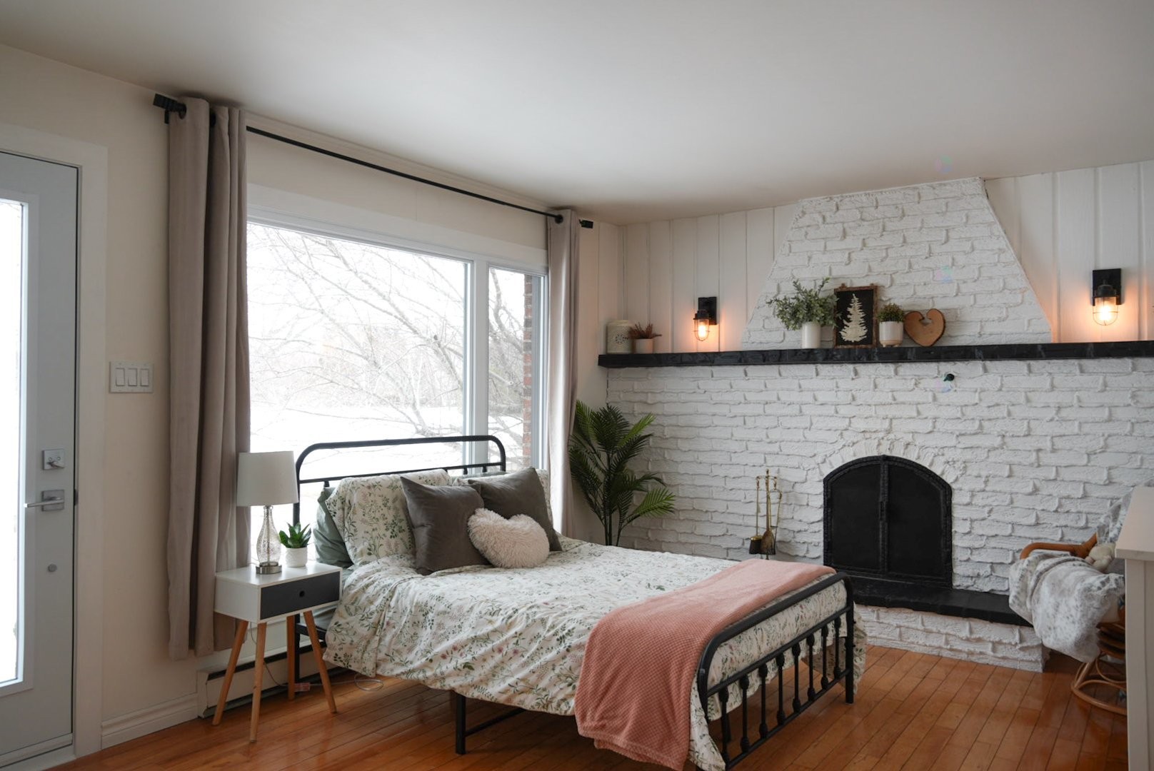 









1827


Rg St-Alexis

,
Saint-Maurice,




QC
G0X2X0

