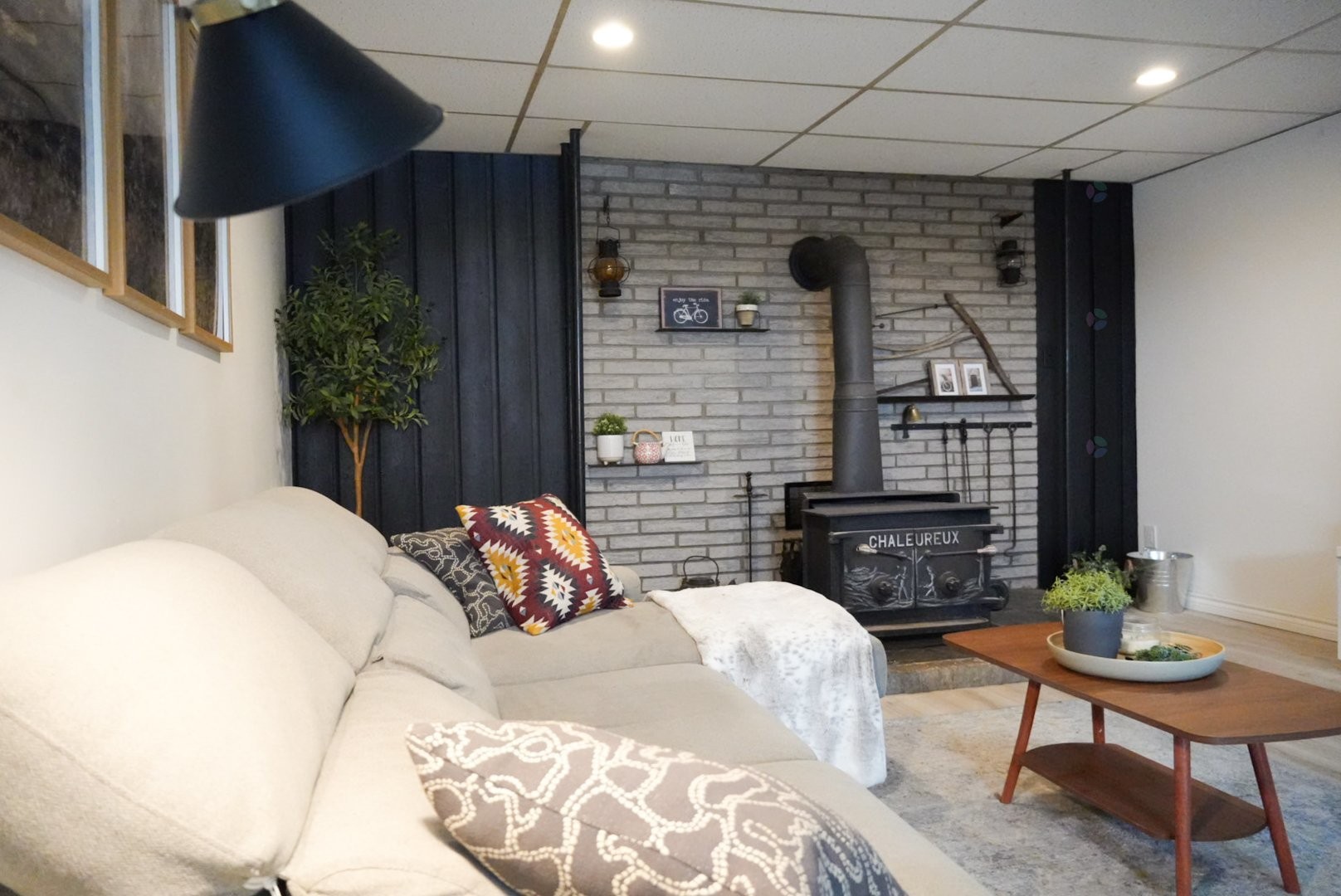 









1827


Rg St-Alexis

,
Saint-Maurice,




QC
G0X2X0

