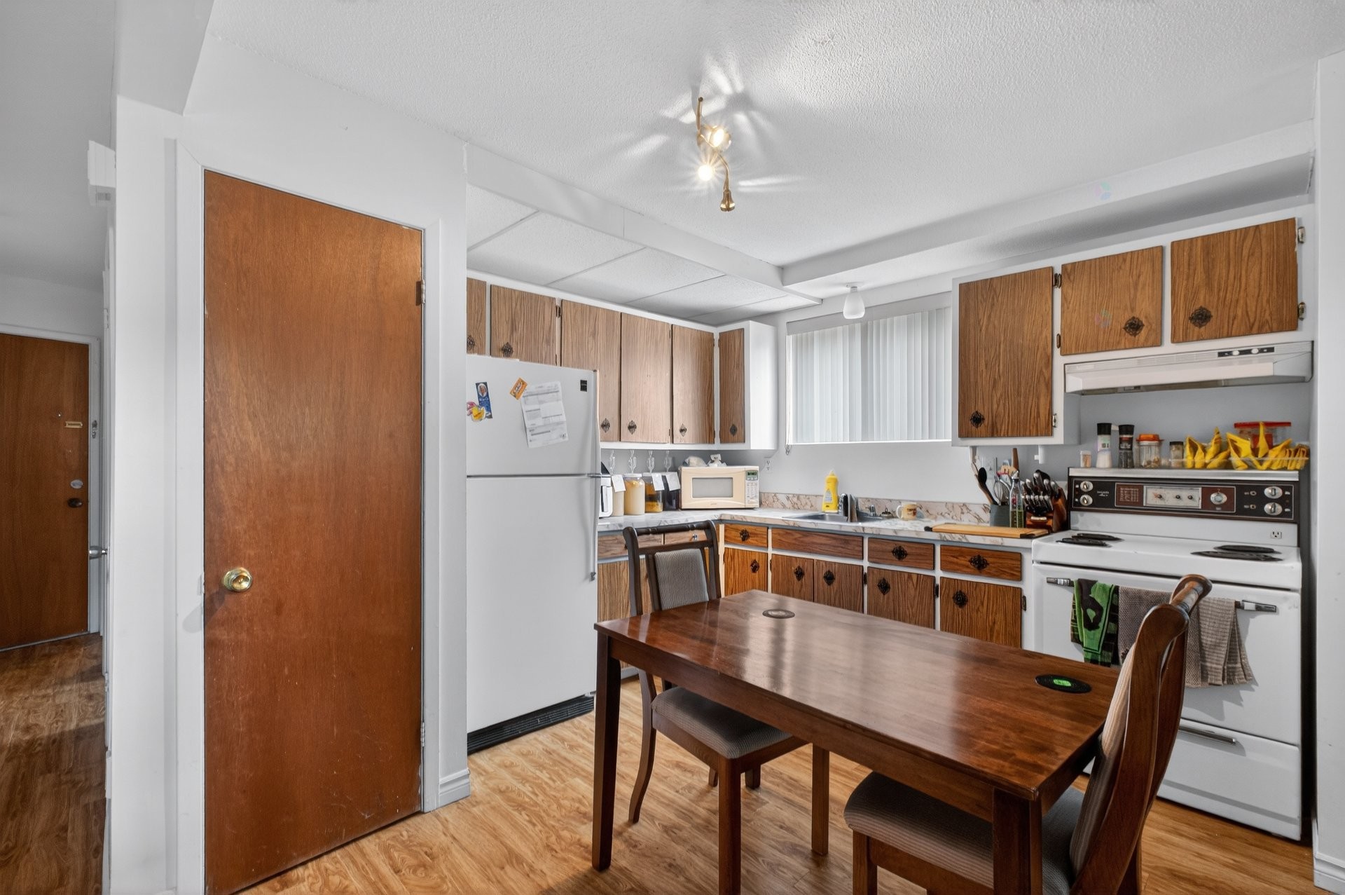 









2542


Rue Fisette

,
Sherbrooke (Les Nations),




QC
J1K1E3


