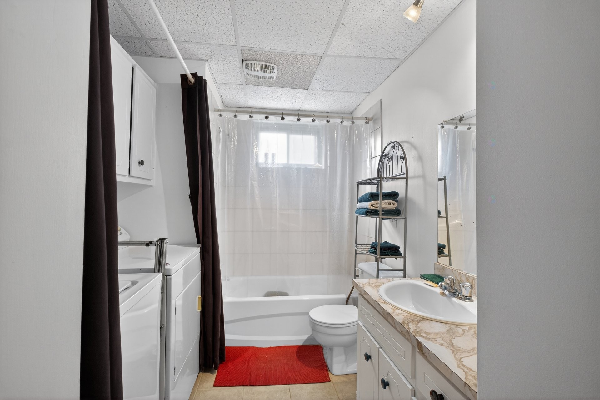 









2542


Rue Fisette

,
Sherbrooke (Les Nations),




QC
J1K1E3


