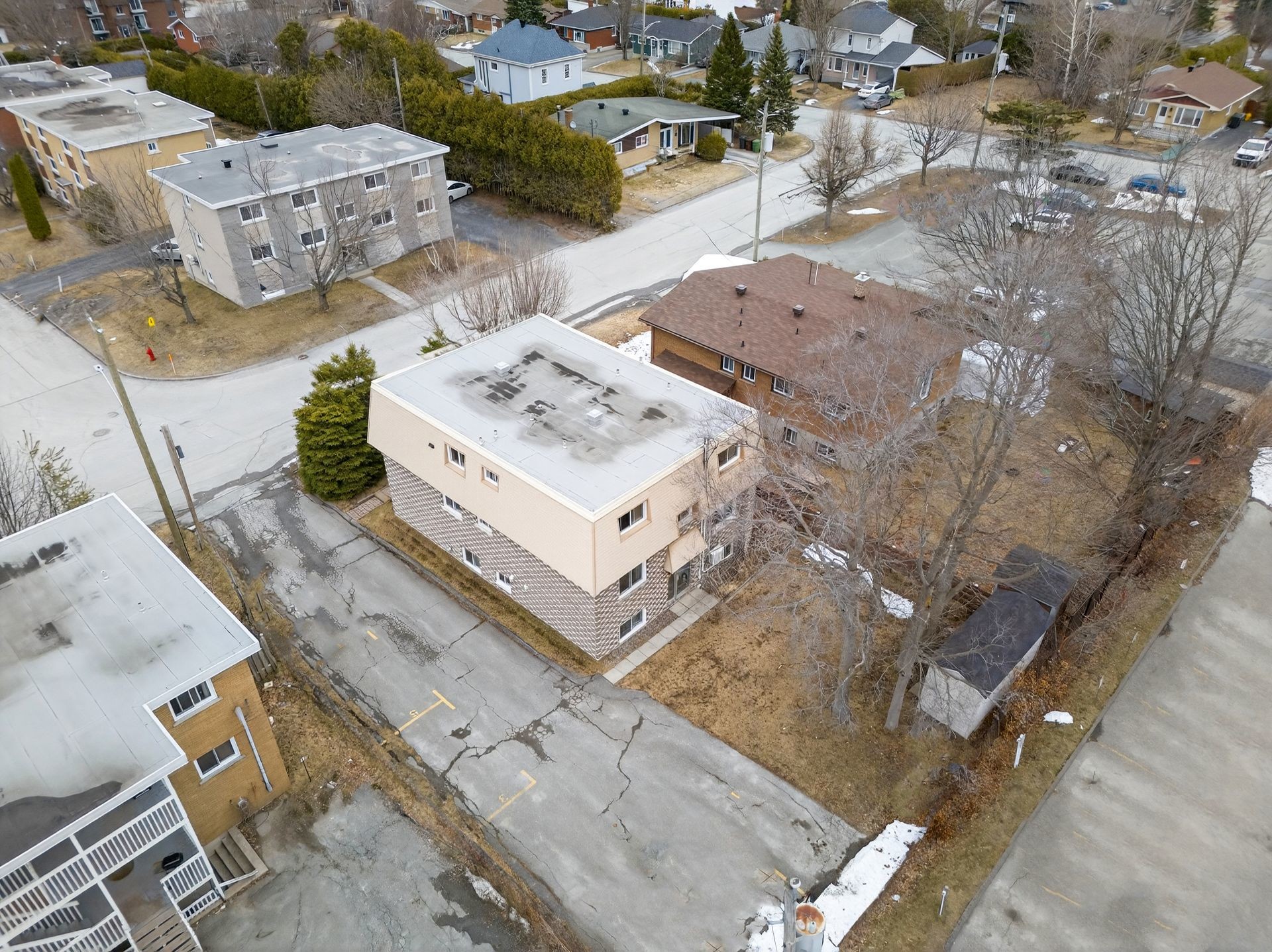 









2542


Rue Fisette

,
Sherbrooke (Les Nations),




QC
J1K1E3

