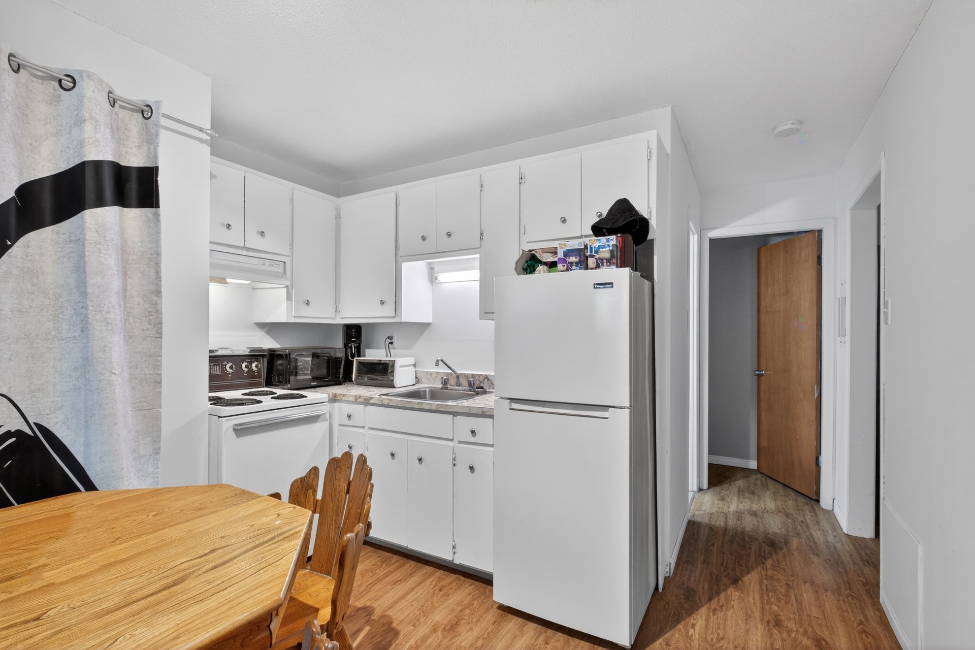 









2542


Rue Fisette

,
Sherbrooke (Les Nations),




QC
J1K1E3

