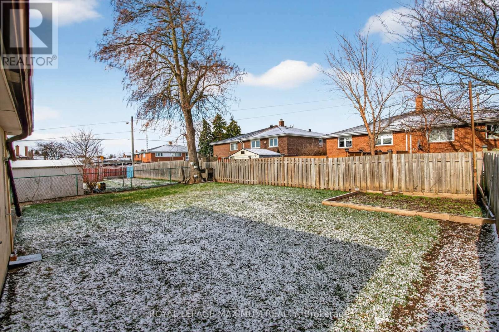 












94 GOLDSBORO ROAD

,
Toronto,




Ontario
M9L1A8

