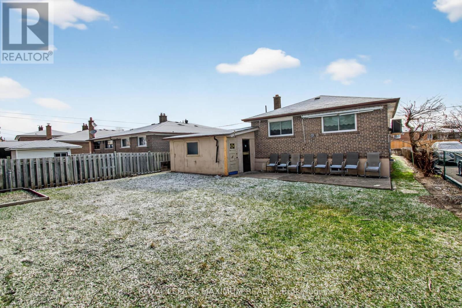 












94 GOLDSBORO ROAD

,
Toronto,




Ontario
M9L1A8

