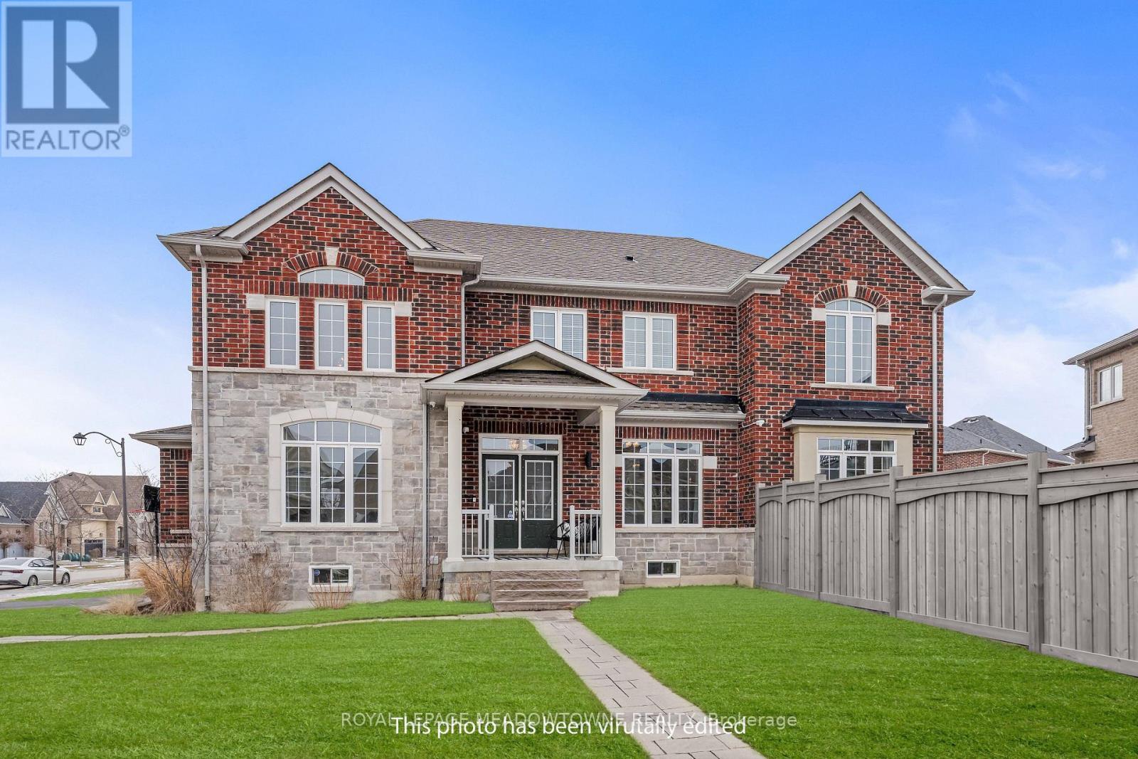












67 HIDDEN LAKE TRAIL

,
Halton Hills,




Ontario
L7G0K6

